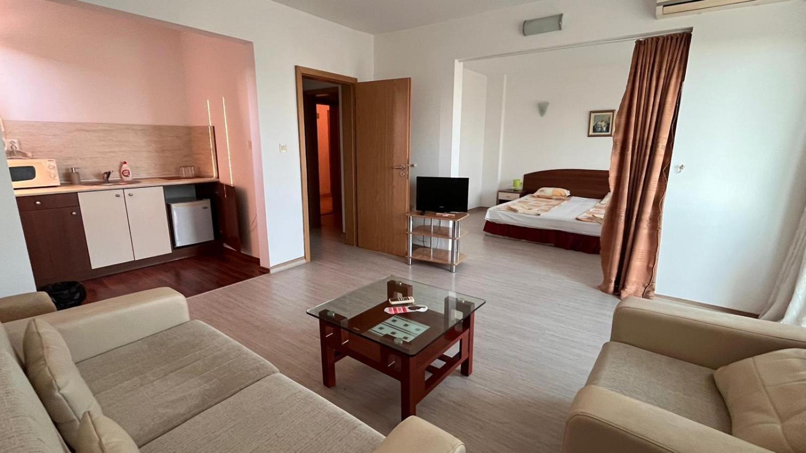 Family Hotel Primo Πριμόρσκο Εξωτερικό φωτογραφία